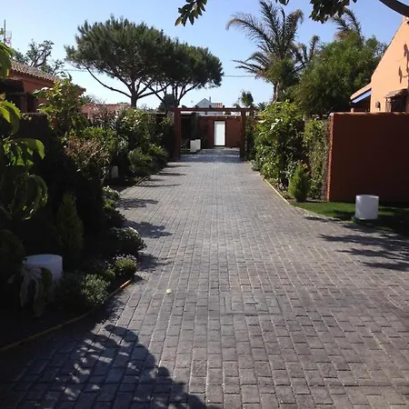 Casa Con Jardín Privado Y Piscina Compartida En Playa El Palmar * Cádiz